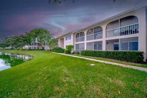 e1-13811 Oneida Dr, Delray Beach, FL, 33446-3356 | Card Image
