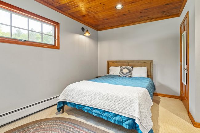 69 Hillvale Dr, House other with 4 bedrooms, 2 bathrooms and null parking in Manchestr Ctr VT | Image 32