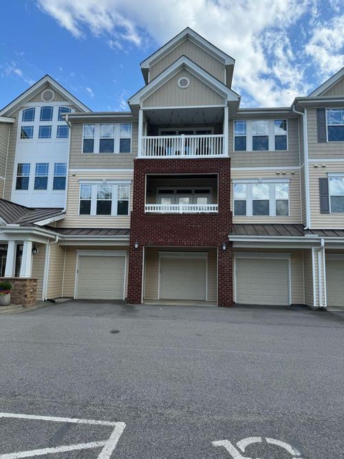 211-2810 Bedford Green Dr, Raleigh, NC, 27604-1816 | Card Image