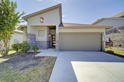 8022 Carver Hts, San Antonio, TX, 78253-4211 | Card Image