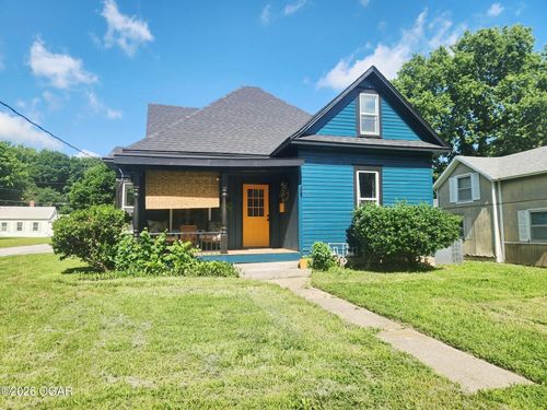 1121 James St, Carthage, MO, 64836-3822 | Card Image