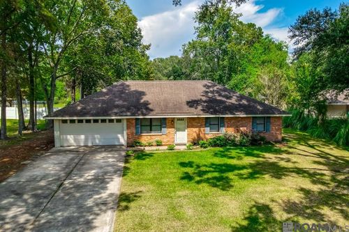 9338 Prince Charles St, Denham Springs, LA, 70726-7753 | Card Image
