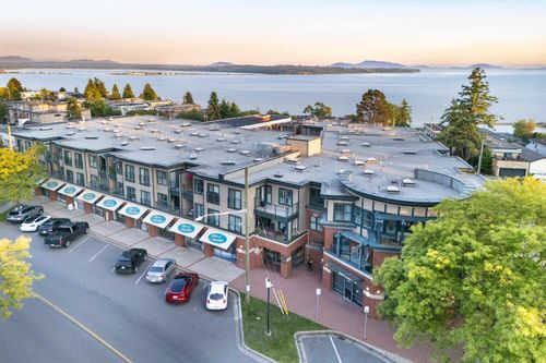 303-15210 Pacific Ave, White Rock, BC, V4B5L2 | Card Image