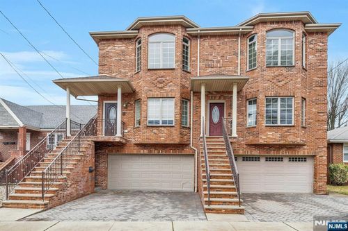 4 8th St, Fairview, NJ, 07022-1908 | Card Image