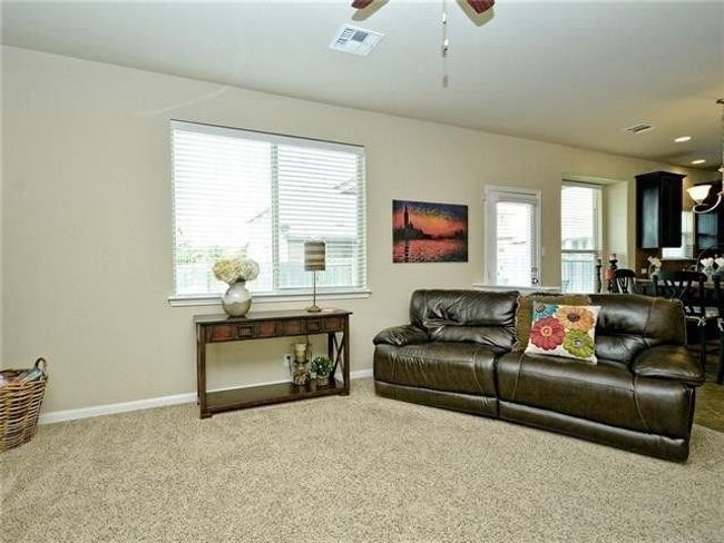 1216 April Meadows Loop, House other with 3 bedrooms, 3 bathrooms and 4 parking in Georgetown TX | Image 8