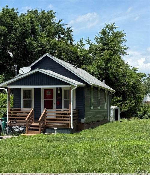437 Thrift Ave, Saint Louis, MO, 63137-3604 | Card Image