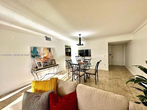 307d-850 Sw 138th Ave, Pembroke Pines, FL, 33027-3543 | Card Image