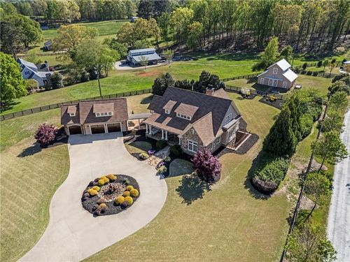 675 Gaddis Rd, Canton, GA, 30115-7163 | Card Image