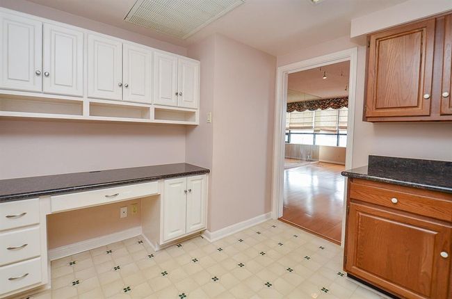This is perfect for a home office. | Image 12