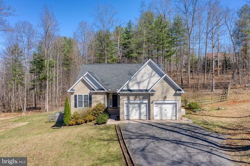 10137 Lake Crest Pl, CULPEPER, VA, 22701-6948 | Card Image