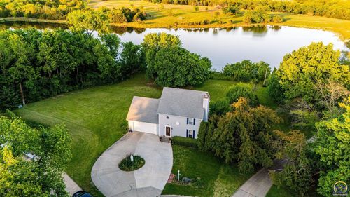 114 E Tomahawk Dr, Saint Marys, KS, 66536-1868 | Card Image