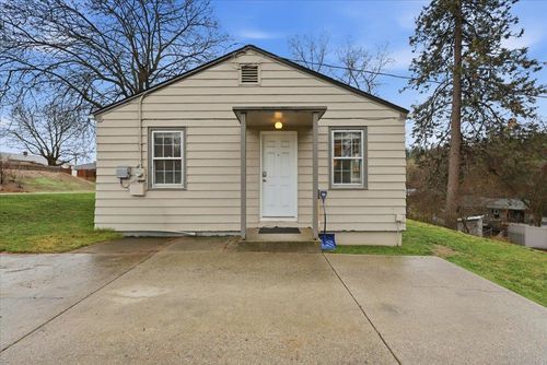 3105 W Rosamond Ave, Spokane, WA, 99224-2237 | Card Image