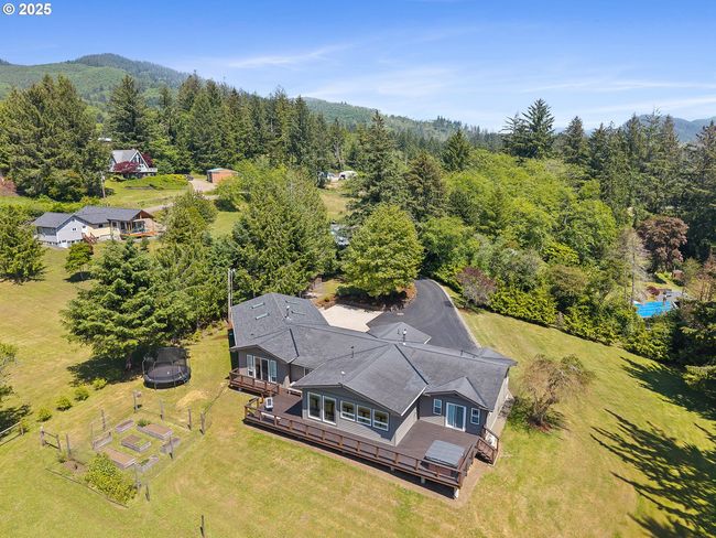 7705 Seattle Ave, House other with 4 bedrooms, 3 bathrooms and 3 parking in Bay City OR | Image 5