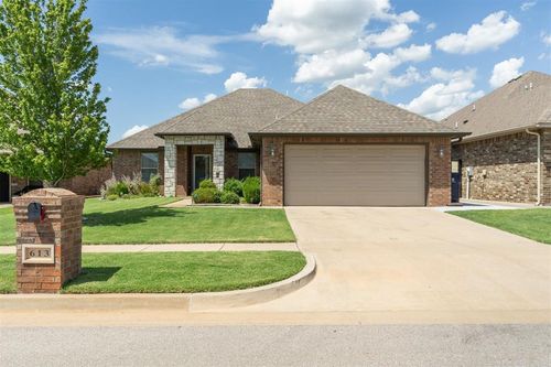 613 Nw 180th St, Edmond, OK, 73012-4299 | Card Image