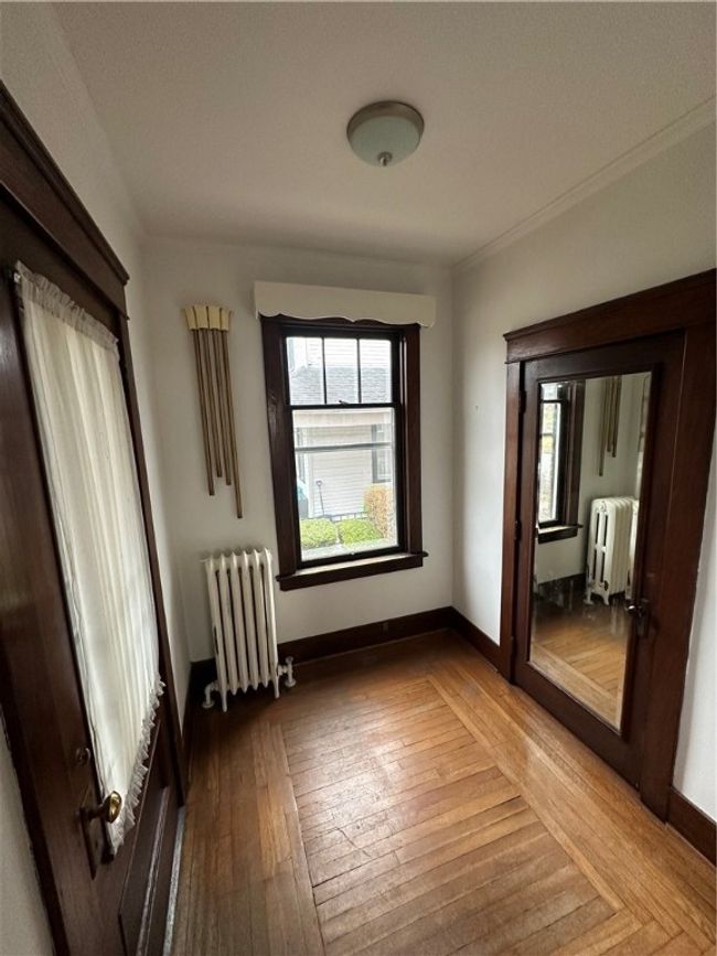 809 Arthur Ave, House other with 3 bedrooms, 1 bathrooms and 2 parking in Scottdale PA | Image 17