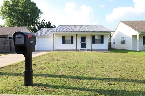 3603 Shelby Dr, Paragould, AR, 72450-8389 | Card Image