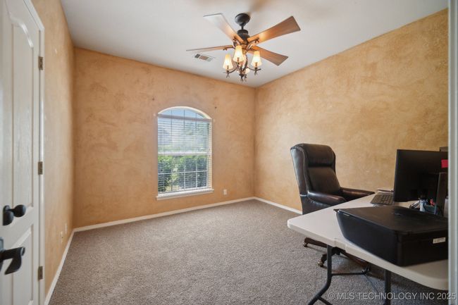2708 W Oakland St, House other with 3 bedrooms, 2 bathrooms and null parking in Broken Arrow OK | Image 17