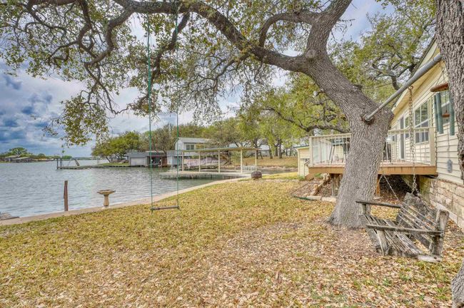 1833 Highland Dr, House other with 3 bedrooms, 2 bathrooms and null parking in Highland Haven TX | Image 22