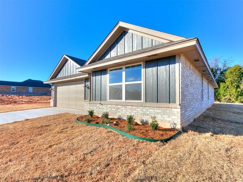 4640 E Lincoln St, Harrah, OK, 73045 | Card Image