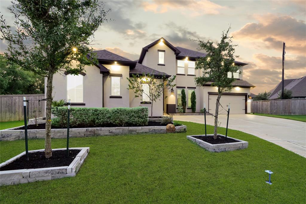 Legend Ridge Ct, Fulshear, TX 77441