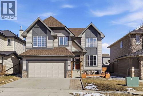 16 Drake Landing Rd, Okotoks, AB, T1S2M2 | Card Image
