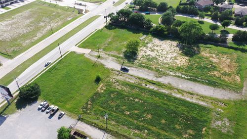 920 W White St, Anna, TX, 75409-5024 | Card Image