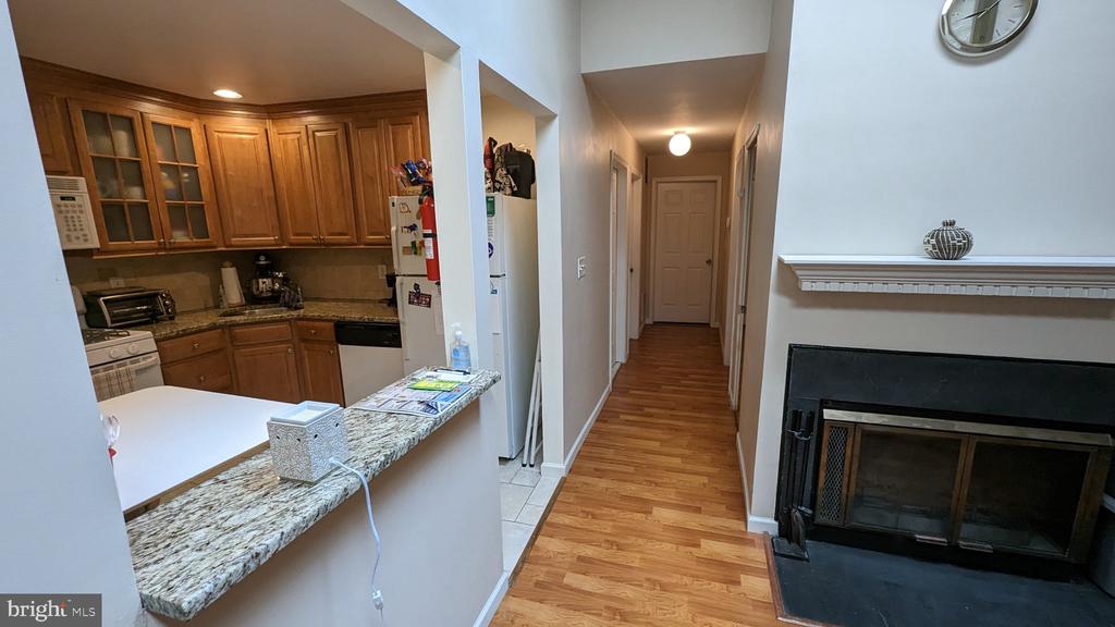 Residential in LAWRENCEVILLE 4