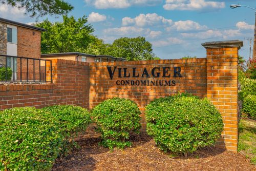 e6-2601 Hillsboro Pike, Nashville, TN, 37212-5611 | Card Image