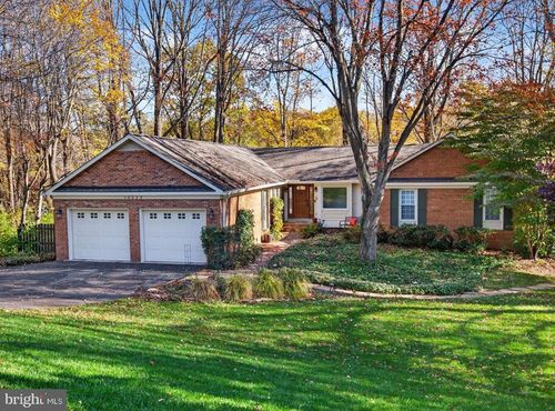 10223 Cedar Pond Dr, VIENNA, VA, 22182-2906 | Card Image