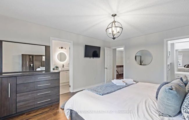 12557 Kennedy Rd, House attached with 5 bedrooms, 4 bathrooms and 2 parking in Caledon ON | Image 14
