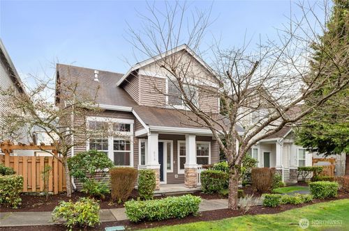 914 67th St Se, Auburn, WA, 98092-7812 | Card Image