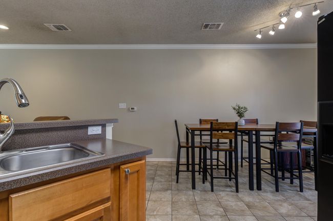 APT-1 - 2108 Main St, Condo with 2 bedrooms, 3 bathrooms and null parking in Lubbock TX | Image 14
