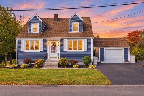 86 Bayrd St, Malden, MA, 02148-2019 | Card Image