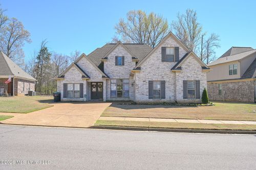 3758 Madison Rdg, Hernando, MS, 38632-5704 | Card Image