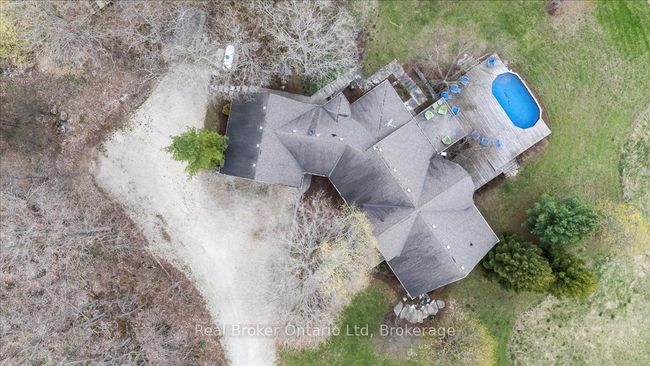 740494 Sideroad 3, House other with 6 bedrooms, 4 bathrooms and 8 parking in Chatsworth ON | Image 4