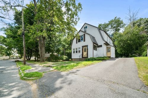 15 Shirley St, Newton, MA, 02465-1400 | Card Image
