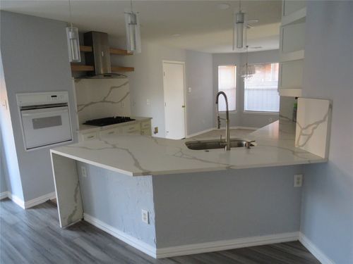 8721 Greenwood Trl, Rowlett, TX, 75088-6852 | Card Image