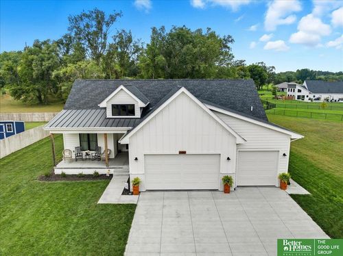2493 Buccaneer Blvd, Plattsmouth, NE, 68048-7131 | Card Image