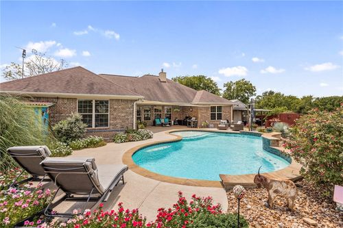 22209 Pierce Street, Navasota, TX, 77868 | Card Image