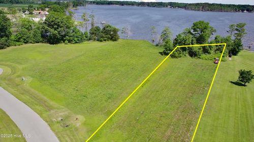 106 Mia Ct, Elizabeth City, NC, 27909-8453 | Card Image