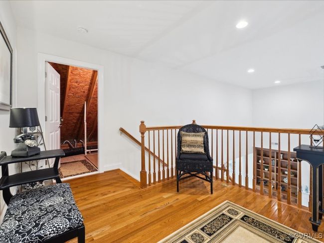 2nd floor loft | Image 32