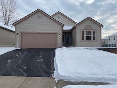 9192 Cambrian Commons Dr, Columbus, OH, 43240-6050 | Card Image