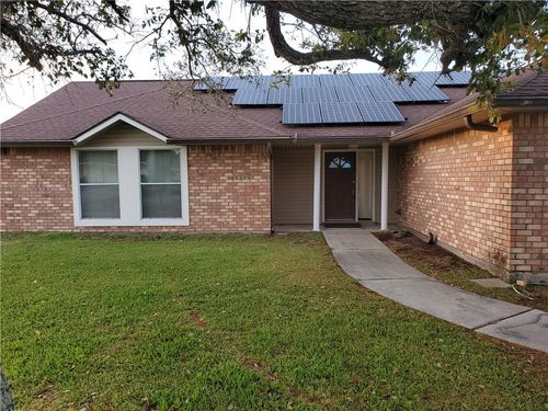 294 Moonraker Dr, Slidell, LA, 70458-5523 | Card Image