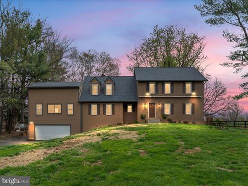 60 N Tavenner Ln, Hamilton, VA, 20158-9737 | Card Image