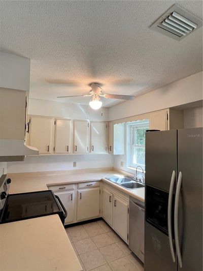 13507 Nw 145 Th Avenue, House other with 3 bedrooms, 2 bathrooms and null parking in Alachua FL | Image 2