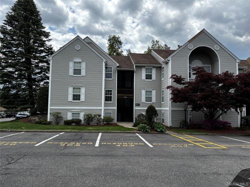 1155 Washington Grn, New Windsor, NY, 12553-6920 | Card Image