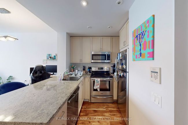 1403 - 85 Bloor St E, Condo with 1 bedrooms, 1 bathrooms and null parking in Toronto ON | Image 7