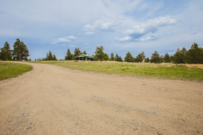 220 Shady Ln, House other with 4 bedrooms, 5 bathrooms and null parking in Clancy MT | Image 91