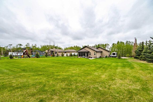 77 - 26540 Highway 11, Home with 5 bedrooms, 3 bathrooms and null parking in Rural Red Deer County AB | Image 32