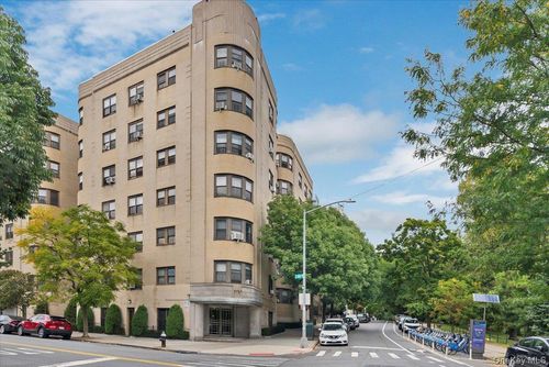 6h-190 E Mosholu Pkwy S, Bronx, NY, 10458-1260 | Card Image